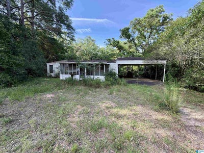 /international/us/31191-county-road-107-red-level-al-110108610460/