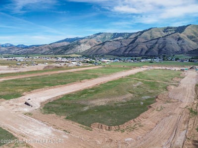 /international/us/silver-brook-lane-lot-18-afton-wy-110120015628/