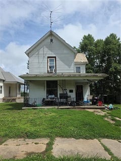 /international/us/2937-seneca-street-st-joseph-mo-110108498444/