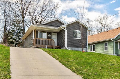 /international/us/404-lacona-avenue-des-moines-ia-110107158415/