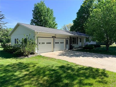 /international/us/830-clark-street-walnut-grove-mn-110108169031/