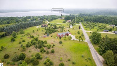 /international/us/5680-gorivan-road-frankfort-mi-110109121227/
