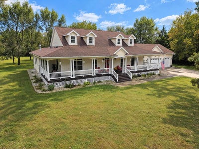 /international/us/30125-butler-avenue-cedar-falls-ia-110120484787/