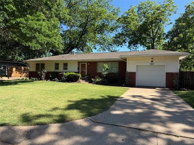 /international/us/2011-w-10th-avenue-stillwater-ok-110107965714/
