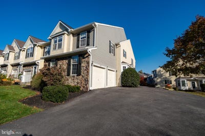 /international/us/3905-tall-oaks-lane-newtown-square-pa-110120860531/