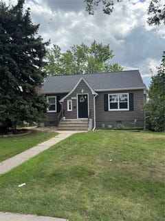 /international/us/2212-central-avenue-great-falls-mt-110101369549/