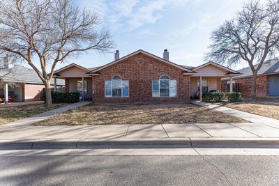 /international/us/3423-97th-street-lubbock-tx-110107343636/
