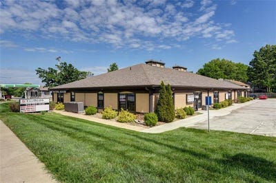 /international/us/10652-w-87th-street-overland-park-ks-110085810922/