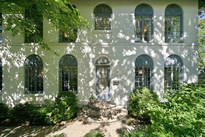 /international/us/376-woodlawn-avenue-glencoe-il-110108936279/