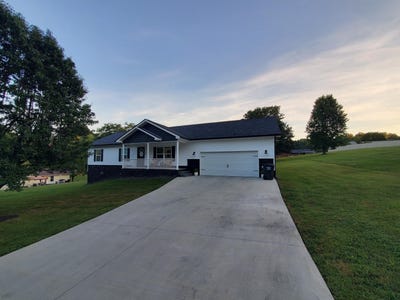 /international/us/125-gloria-drive-tazewell-tn-110110167368/