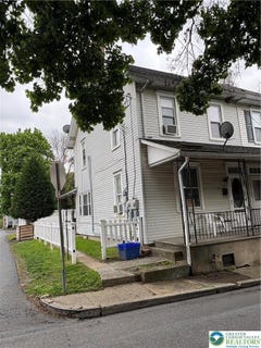 /international/us/119-school-street-catasauqua-boro-pa-110107764557/