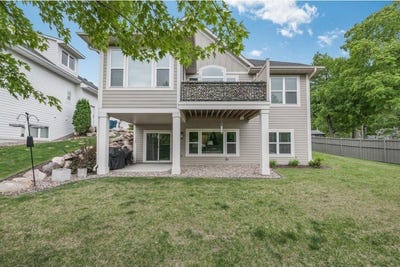 /international/us/214-byrondale-avenue-wayzata-mn-110101402722/
