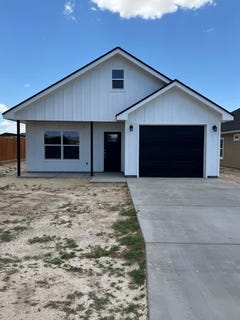 /international/us/805-n-gillis-fort-stockton-tx-110108472001/