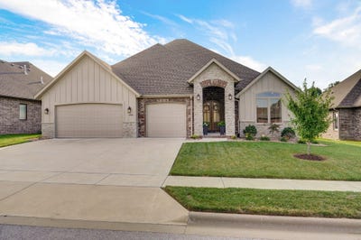 /international/us/856-e-edenmore-circle-nixa-mo-110106007267/
