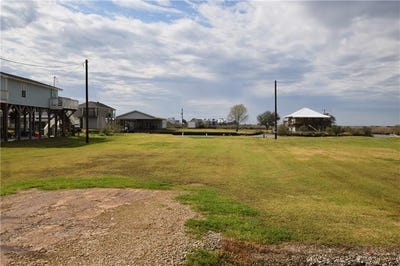 /international/us/9454-big-lake-road-lake-charles-la-110067451473/