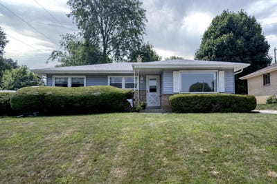 /international/us/1803-elm-ave-south-milwaukee-wi-110101398027/