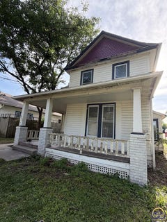 /international/us/427-sw-jewell-ave-topeka-ks-110108548540/