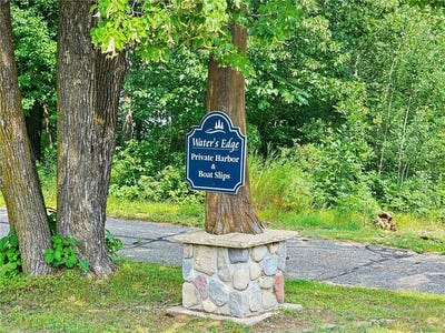 /international/us/lot-39-nw-waters-edge-court-nw-leech-lake-twp-mn-110101154032/
