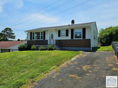 /international/us/121-inman-street-martinsville-va-110100995981/?lang=zh-cn