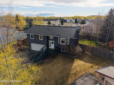 /international/us/11710-suncrest-circle-anchorage-ak-110108378367/