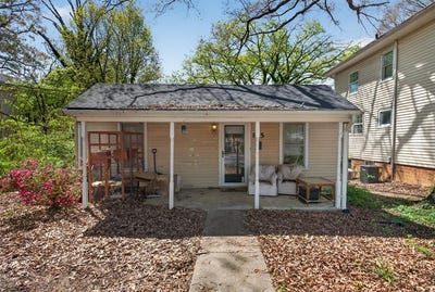 /international/us/815-buffalo-street-farmville-va-110107403316/