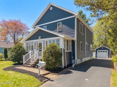 /international/us/19-spring-avenue-latham-ny-110107660484/