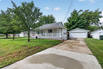 /international/us/250-n-irving-street-coal-city-il-110110217542/