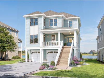 /international/us/305-kensington-place-newport-nc-110120461898/