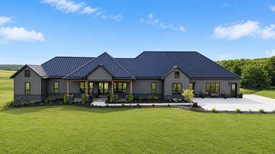 /international/us/17100-n-liberty-road-fredericktown-oh-110108963969/