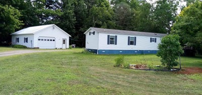 /international/us/420-wescom-road-johnson-vt-110101023908/