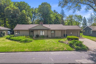 /international/us/3117-n-11th-street-wausau-wi-110108566469/