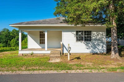 /international/us/611-s-2nd-st-glenwood-ar-110100473595/
