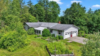 /international/us/204-lawrence-road-richmond-vt-110109111305/