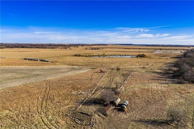 /international/us/355-georgia-road-williamsburg-ks-110104478266/