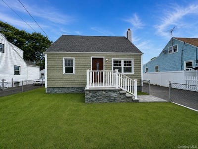/international/us/541-n-indiana-avenue-lindenhurst-ny-110109085971/