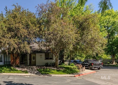 /international/us/974-e-strawberry-lane-boise-id-110108073496/