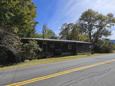 /international/us/1500-brownsville-hartland-road-west-windsor-vt-110102448805/
