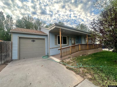 /international/us/409-spire-drive-riverton-wy-110109927246/