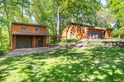 /international/us/3923-mathews-road-ames-ia-110108077866/