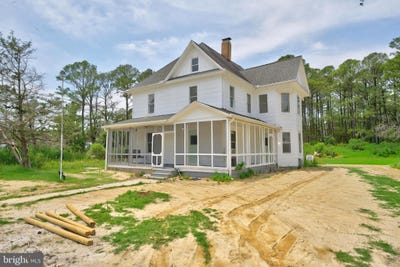 /international/us/272-s-somerset-avenue-crisfield-md-110109137270/