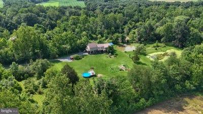 /international/us/2575-heilmandale-road-jonestown-pa-110100947351/
