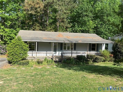 /international/us/331-pettus-street-south-hill-va-110107463983/