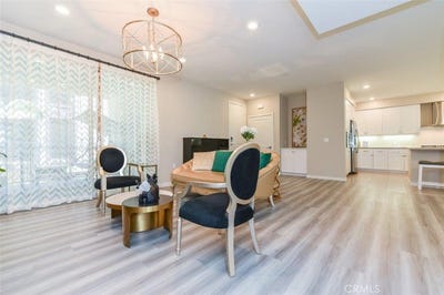 /international/us/170-tribeca-irvine-ca-110120533497/
