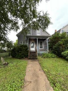 /international/us/1419-flett-ave-racine-wi-110109054987/