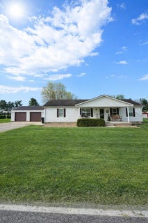 /international/us/8305-hayesville-road-kingston-oh-110107489805/