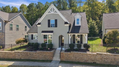 /international/us/139-bridge-street-hillsborough-nc-110120450866/