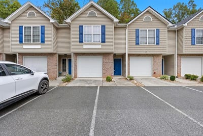 /international/us/300-mcconville-road-lynchburg-va-110106228028/