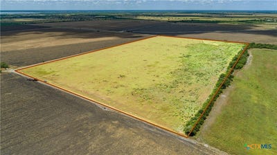 /international/us/county-road-647-mathis-tx-110101621735/