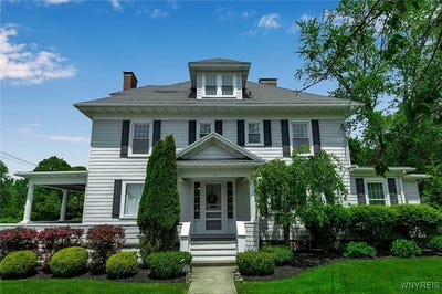 /international/us/129-central-avenue-pomfret-ny-110100070968/