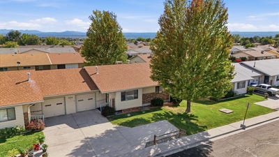 /international/us/2048-winston-way-montrose-co-110109984220/